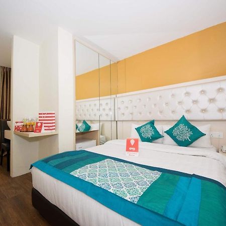 Oyo 114 Sandpiper Hotel Куала-Лумпур Экстерьер фото