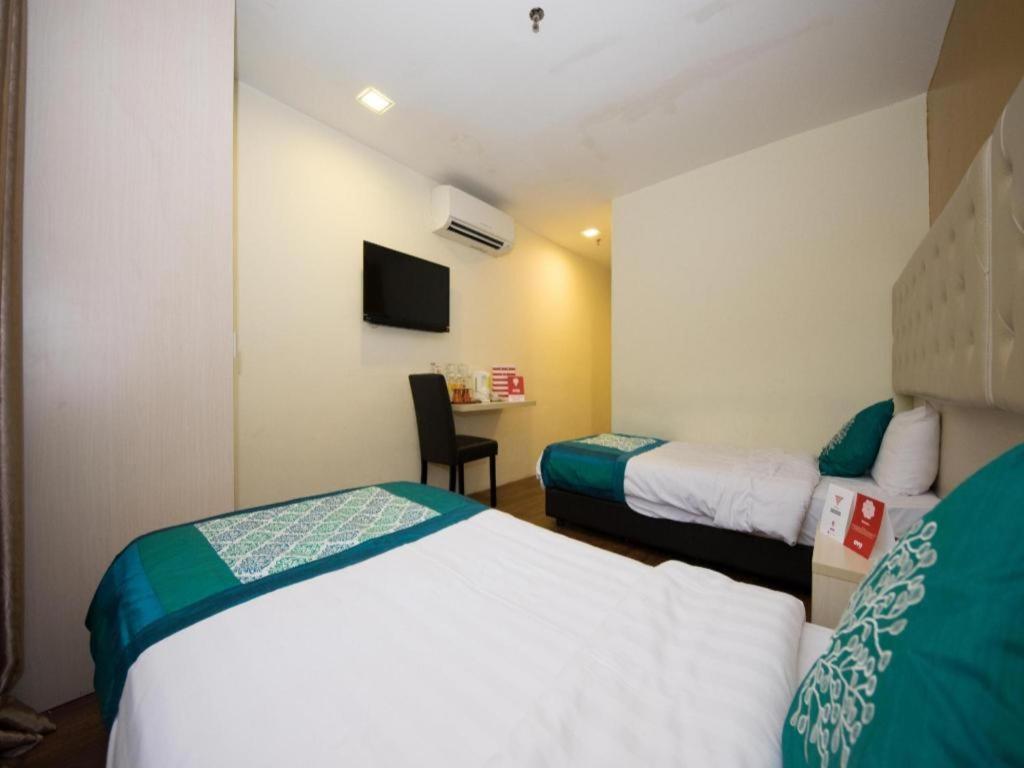 Oyo 114 Sandpiper Hotel Куала-Лумпур Экстерьер фото